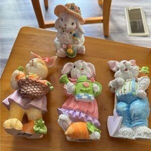 Bundle of 4 Easter bunny figurines, sooo cute!!!